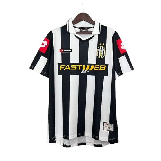 Juventus 2001/2002 Home Jersey